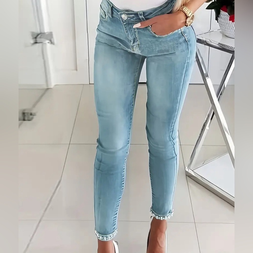 Women’s Curvy Stretch Pull On Jeans Size 16